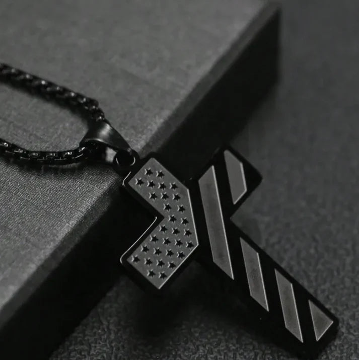 DarkFaith™ Collar Cruz de Protección -