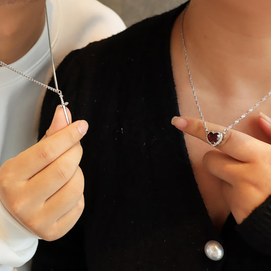 Collar Espada Corazón Pareja+  Caja de Regalo 💖🗡️