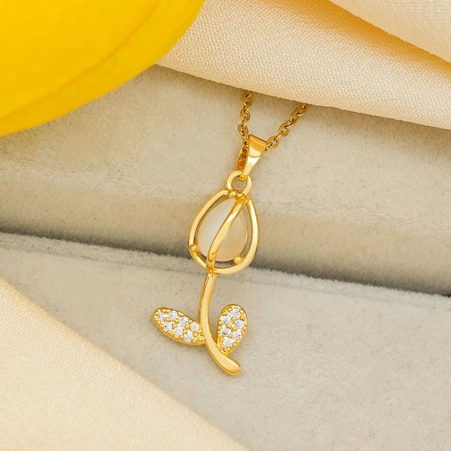 Collar Flor Tulipan + CAJA DE REGALO